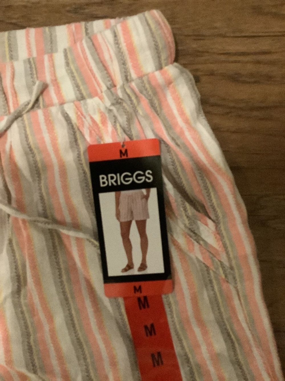 BRIGGS size medium women’s shorts pink stripe